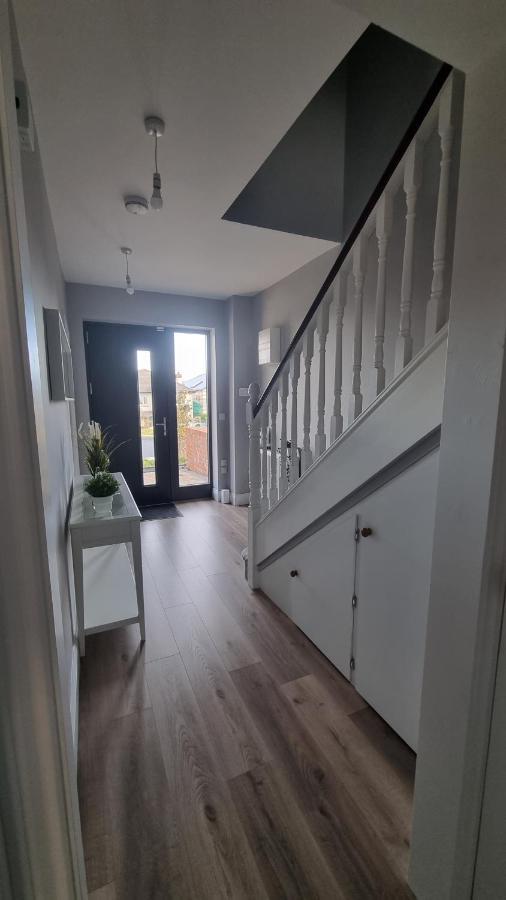 Entire Modern Home With Seaview And Parking Wicklow Exterior photo