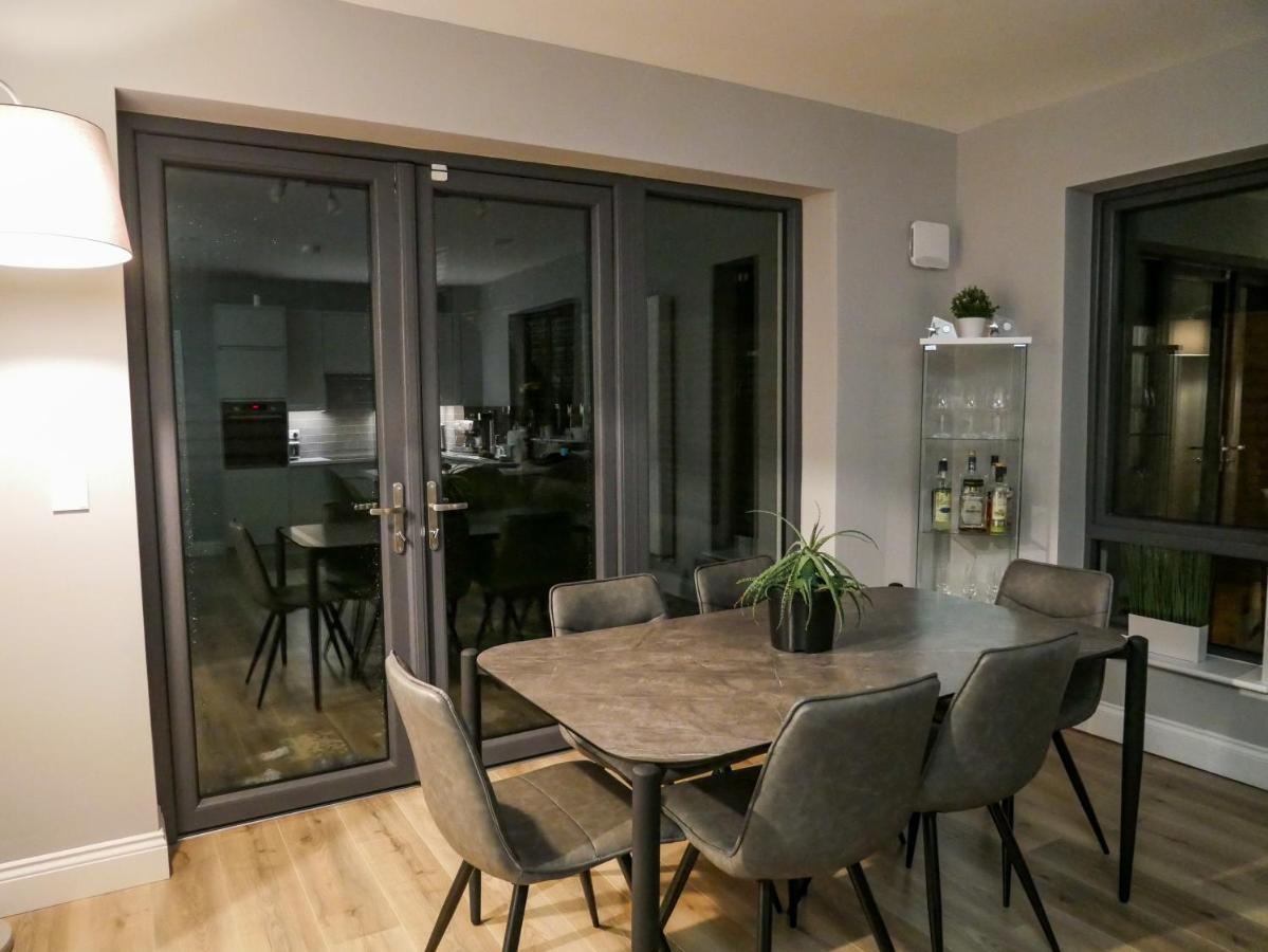 Entire Modern Home With Seaview And Parking Wicklow Exterior photo